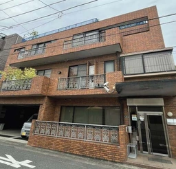 橋本駅徒歩11分 賃料90.2万円   95.5坪 【飲食不可】外観
