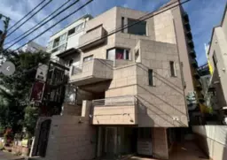 【恵比寿駅5分】1階路面11.8坪！元カフェの美内装居抜き・造作0円！重飲食〜各種業態相談可・壁面看板設置OK！