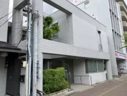 千里山駅 徒歩1分 ロータリー沿い路面店 1Fスケルトン物件 【飲食不可】外観