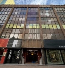 銀座駅 徒歩4分 1F スケルトン物件 【貸店舗】