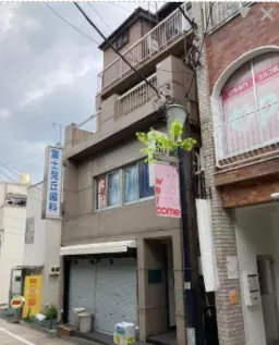 京王線「笹塚」駅から徒歩5分、渋谷区笹塚3丁目の好立地にある「笹塚桜ビル」201号室（2階部分）のご紹介です！専有面積3外観