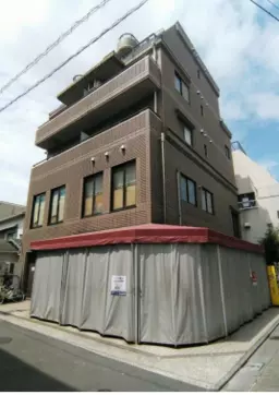 【三軒茶屋駅徒歩4分】フルリフォーム予定の快適空間！南東向き角部屋14帖。サロンやアトリエ・事務所兼店舗に