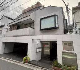 【HS0930】神宮前3丁目希少戸建て。元美容サロン。駐車場有。月額743,000円税込み。