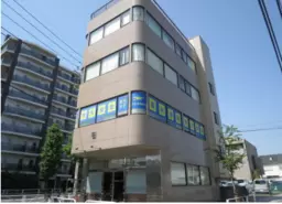 【分倍河原徒歩10分】61㎡の地下1階1フロア1テナント！甲州街道沿い角地・専用設備完備でダンスやサロンに最適外観