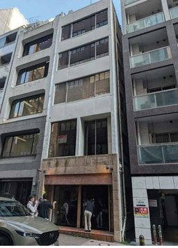 宝町駅徒歩4分 賃料44万円 15.1坪 【飲食可】外観