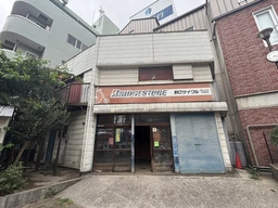 鶴ヶ峰駅徒歩2分の路面角地物件！大きくファサードを確保でき視認性◎外観
