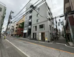 学芸大学駅 徒歩3分 B1F スケルトン物件 【軽飲食程度相談】
