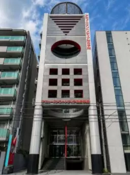 【渋谷】1棟・スクール居抜・機械式駐車場20台分あり外観