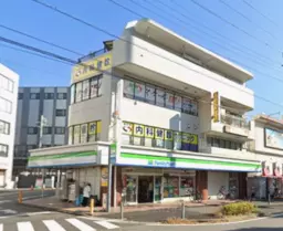 東戸塚駅 徒歩5分◆『品濃町』交差点すぐ◆1階コンビニの角地で視認性大◆元内科クリニック◆クリニックや学習塾にオススメ◆