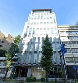 第二京浜沿いのガラス貼り1階路面店 【飲食不可】