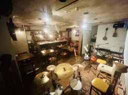 千日前！ミュージックバー居抜きです♪外観