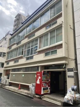 九段下駅徒歩5分 賃料62万円 47坪 【飲食不可】