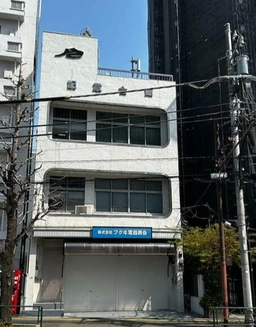 本駒込駅徒歩1分・本郷通り沿いの1フロア1テナント【飲食不可】外観
