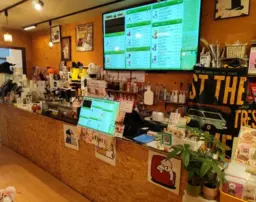 ■大山駅 徒歩5分 1F 前テナント:小売り・物販 【飲食可】