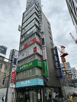 東京駅徒歩1分！八重洲の2階ワンフロア約18坪。サービス店舗・事務所向け