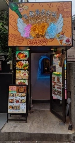【1+2F】新大久保駅 徒歩5分！西武新宿駅・東新宿駅も利用可能！飲食居抜きイケメン通り沿い物件！1階・2階同時募集中！外観