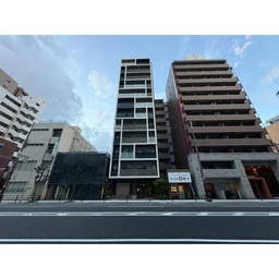 シーズンフラッツ靱本町外観