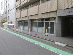 1階路面区画！サービス店舗可・倉庫や作業所などにもオススメです！外観