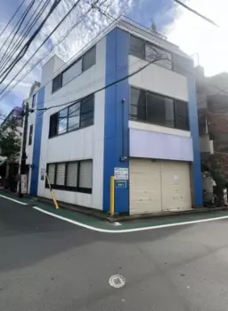 ◎地下鉄赤塚駅 徒歩1分 2F  【軽飲食可】
