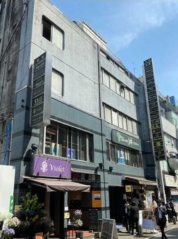 赤坂見附駅 徒歩3分 B1F 現況:バー・クラブ・スナック 飲食居抜き物件 【飲食可】
