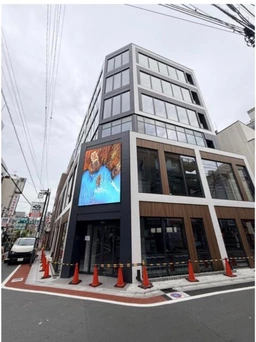 下北沢駅徒歩1分！2026年築の新築ビル6階約60坪。物販・サロン向け外観