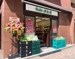 水道橋駅徒歩3分！！1階路面物件！！
