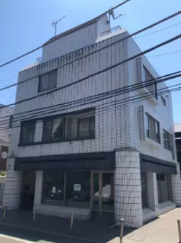 外苑前駅 徒歩4分 B1F スケルトン物件 【飲食可・岩盤浴等・サービス店舗可】