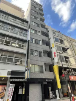 フレンチの居抜き（内装写真はお問合せください）。銀座6丁目アドレスの飲食相談可能物件です。外観