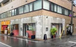 ≪代々木駅 徒歩2分｜1階・58.08㎡｜ヘッドスパサロン居抜き≫外観