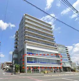 【北戸田駅東口１分】２階６９坪、天高２.５m以上あり。３階２４坪もご案内中。事務所仕様でのお引き渡しです。飲食不可外観