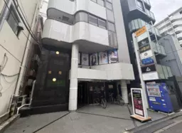 西川口駅 徒歩8分 1F 現況:バー居抜き物件 【飲食可】【風俗相談可・営業時間制限なし】外観