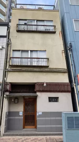≪白山駅 徒歩3分｜1-4階・128.61㎡・一棟貸し｜飲食店居抜き≫