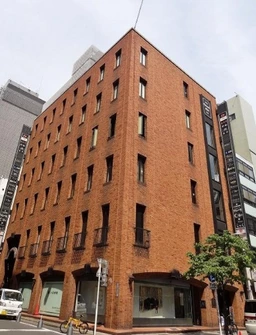 新橋駅 徒歩5分　銀座7丁目の角地ビル「ニューギンザビル8号館」【飲食可】