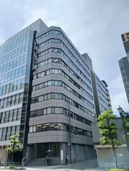 天満橋駅 徒歩1分 土佐堀通沿い B1F事務所仕様物件 【軽飲食可】
