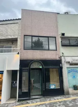 都立大学駅 徒歩5分 1F〜2F 現況:その他居抜き物件 【飲食不可】柿の木坂通りに面する視認性の良い希少な路面店です！