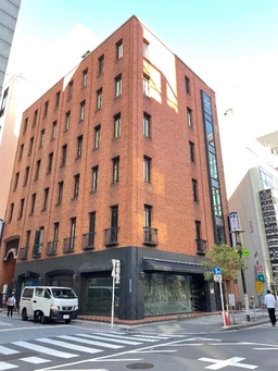 【飲食可】新橋駅 徒歩5分！ 3Fのスケルトン物件！外観