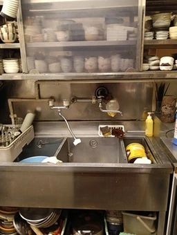 平間駅 徒歩6分 1F 現況:そば・うどん・麺類 飲食居抜き物件 【飲食可(重飲食不可)】外観