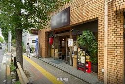 サニーコープエトナ　新大久保駅から徒歩7分。中央病院通り沿いの1階路面居抜き物件が出ました！