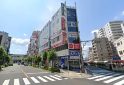 【蕨駅東口１分】角地ビルの４階２５.９坪。事務所仕様での引き渡し。クリニック、スクールに最適です。軽飲食相談可能