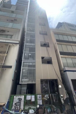 銀座駅 徒歩4分 3F スケルトン物件 【何業も相談可】〇〇