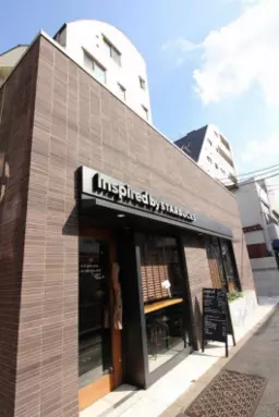 1階路面テナント！視認性の良い茶沢通り沿い！月額賃料 1,153,900円(消費税込）