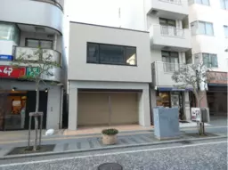 【重飲食可】1F〜2F利用可能物件！カフェやサービス店舗も可能！視認性ある立地！
