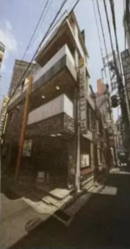 神戸三宮駅 徒歩3分 B1F バー居抜き物件 【飲食可】外観