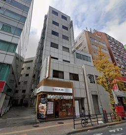 新宿駅 徒歩7分 ネイルやスクールなどサービス店舗相談可