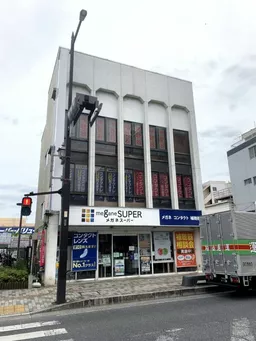 西武池袋線飯能駅徒歩3分 大型スーパー・金融機関・飲食店が点在する立地です