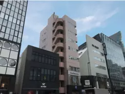 明治神宮前〈原宿〉駅 徒歩2分 現況:サービス(その他) その他居抜き物件 【飲食不可】