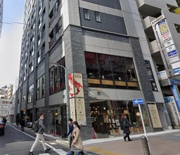 渋谷駅 徒歩4分 宮益坂沿いの路面店舗物件 【飲食可】