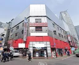新宿駅 徒歩4分 スケルトン物件 【飲食相談】