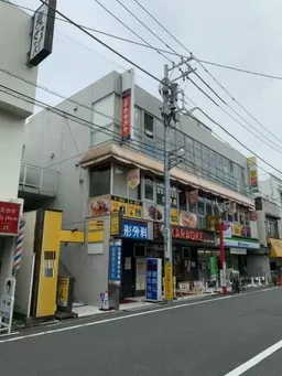 小田急線 祖師ヶ谷大蔵駅 徒歩1分 ウルトラマン商店街に面した2階 ファミリーレストラン居抜き【何業も可】