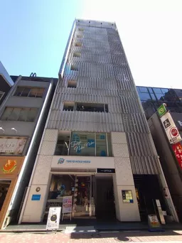 銀座3丁目。以前は和食店が入居していました。飲食・物販サービス業種ご相談ください。